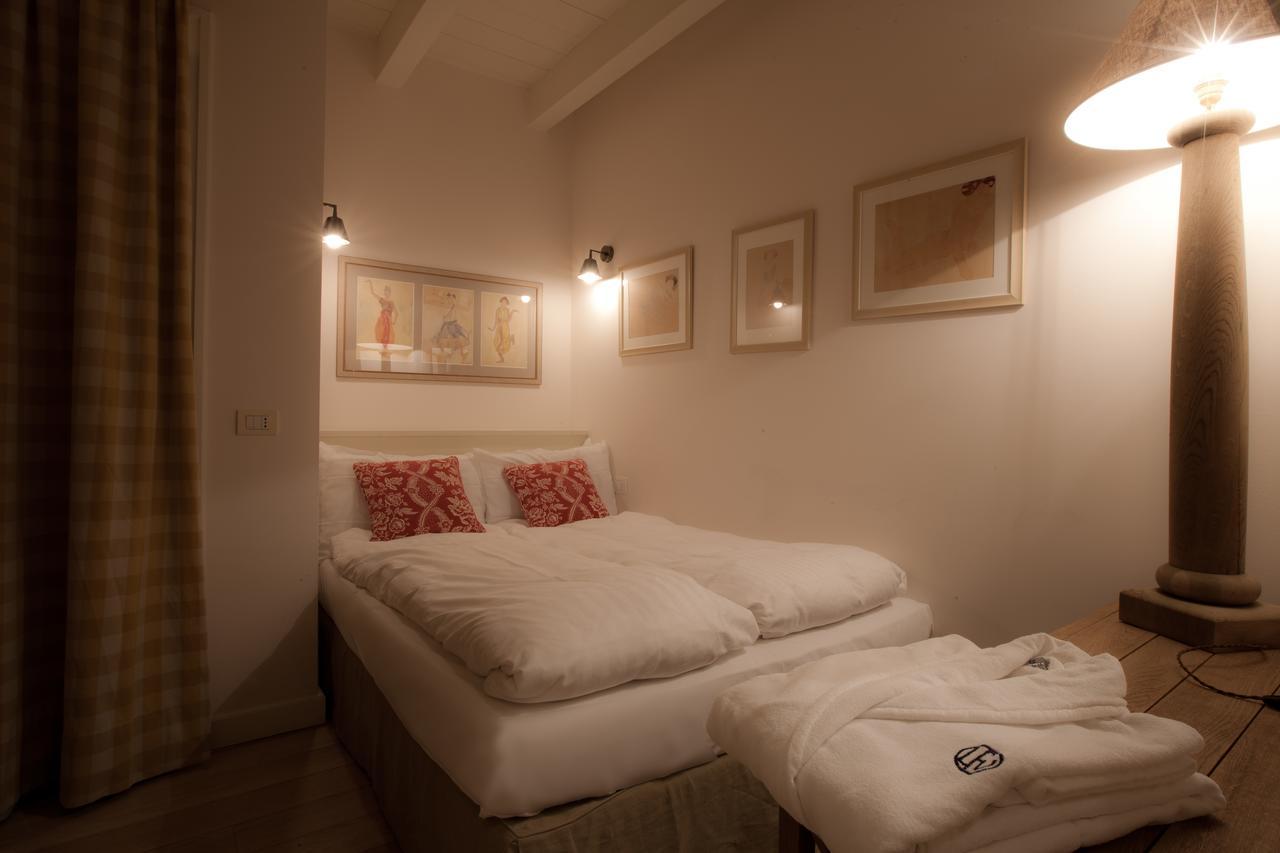 Les Fleurs Bleues Aparthotel Livigno Phòng bức ảnh