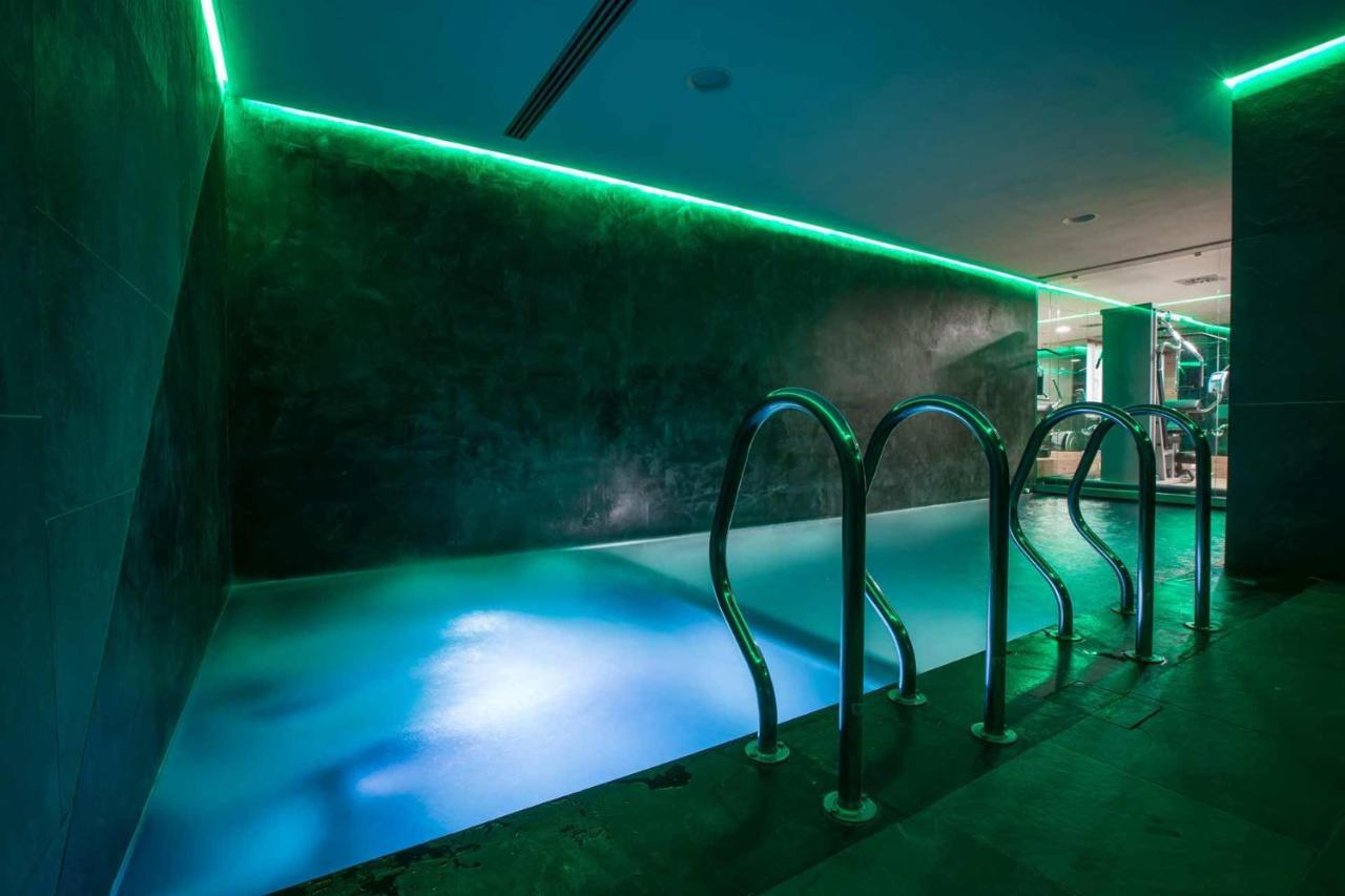 Les Fleurs Bleues Aparthotel Livigno Ngoại thất bức ảnh